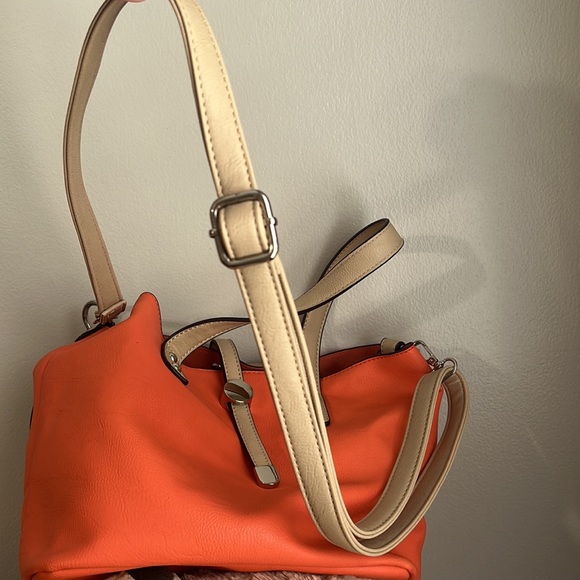 Orange Handbag purse - Picture 7 of 8
